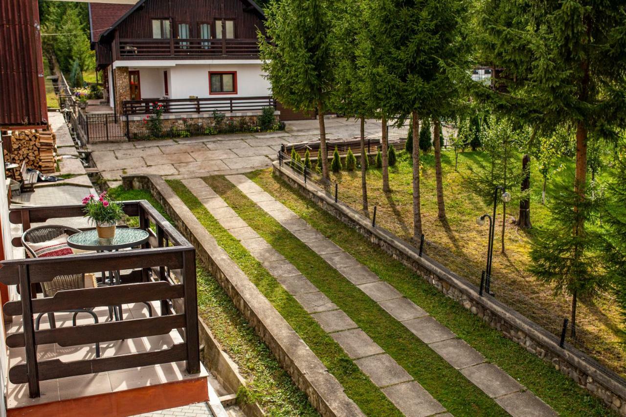 Hotel Floare De Colt Manastirea Humorului Exterior photo